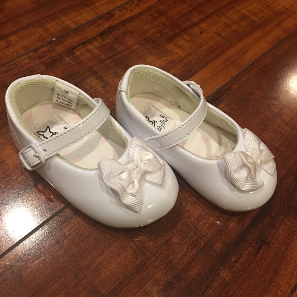 Baby Girl White Patent Leather Dress Shoes Sz 2